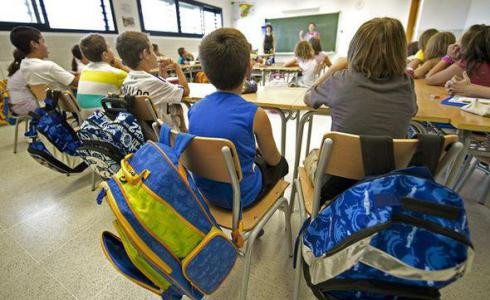 ​La preinscripción escolar en Catalunya no incluirá la opción lingüística y el Estado espera que el Parlament lo cambie