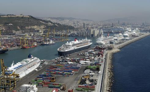 Fomento invertirá 134,6 millones en el Puerto de Barcelona