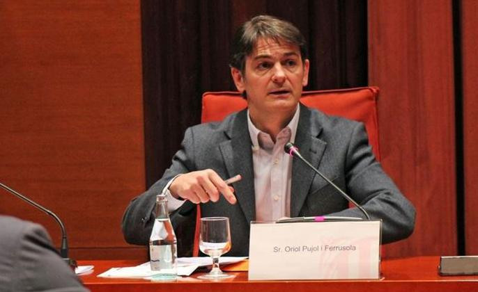 Oriol Pujol se benefició de "ingresos irregulares" de su esposa