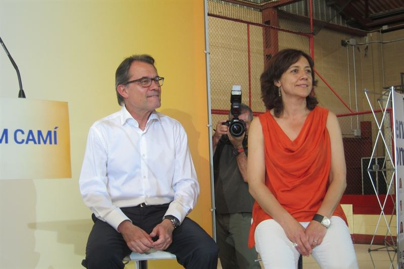 En Vic, CiU gana y PxC sale del consistorio