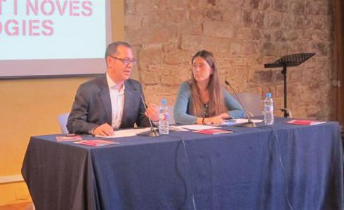La Plataforma per la Llengua acusa a Wert de volver a "los tiempos del franquismo" lingüístico