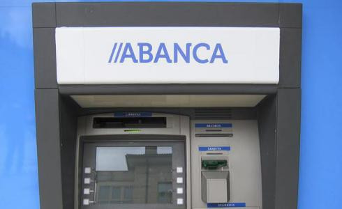 Abanca cita a sindicatos para iniciar un expediente de modificación sustancial de las condiciones de trabajo