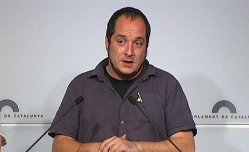 Interior descarta apartar al mosso condenado por golpear a David FernándezLa CUP pide a Mas elecciones constituyentes y le avisa de que no irá en una lista unitaria