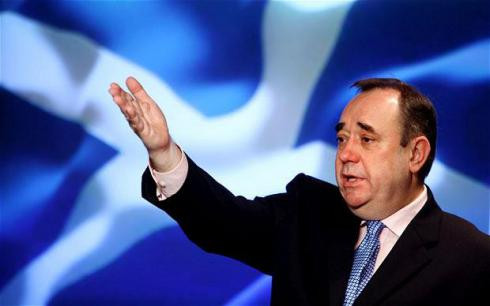 Salmond anuncia su dimisión tras el rechazo a la independencia en el referéndum