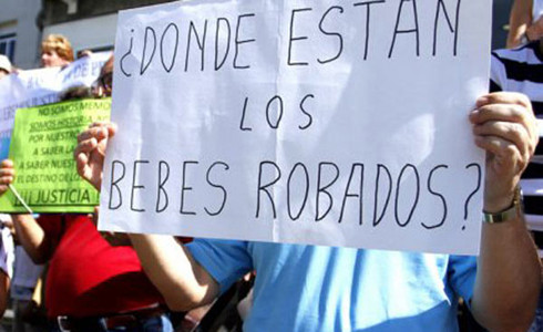 Arranca el primer juicio por el caso de bebés robados en España
