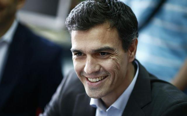 Sánchez ve "con humildad" el barómetro del CIS y espera "recuperar posiciones como partido de gobierno de izquierdas"