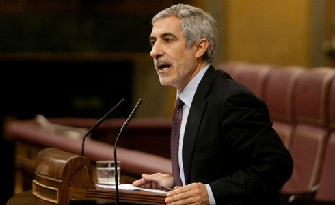 9Gaspar Llamazares en el Congreso