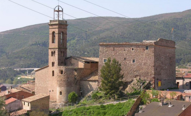 Una iglesia de Súria acoge un centro de votación