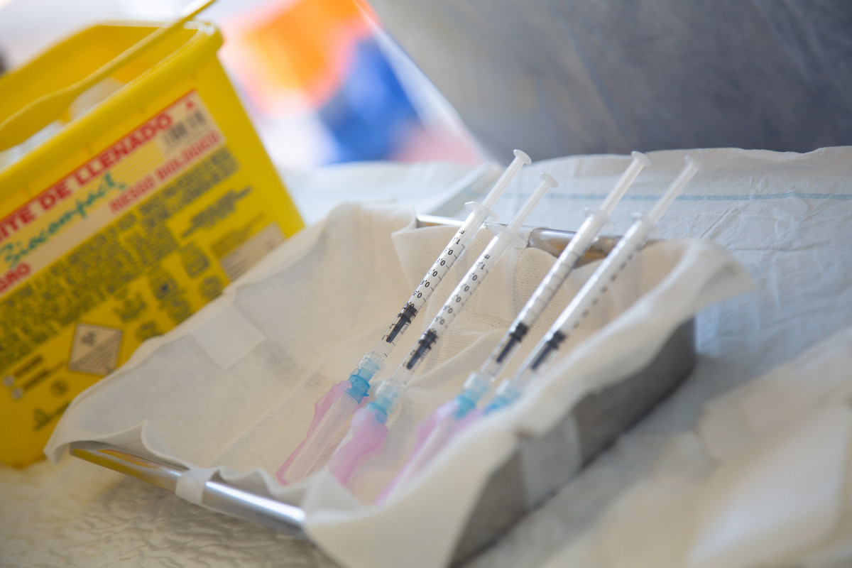 VÍDEO:Cvirus.- La variante sudafricana podría reducir considerablemente la protección de vacuna de Pfizer, según estudio