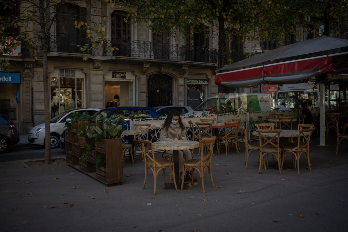EuropaPress 3445486 bares restaurantes abren catalunya flexibilizarse medidas frenar segunda