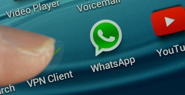 Aplicación servicio de mensajería instantánea WhatsApp, de Facebook