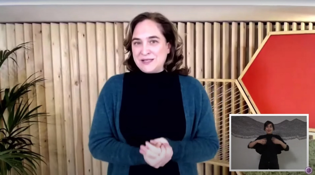 La alcaldesa de Barcelona, Ada Colau, interviene durante un acto de Podemos titulado 'Poder Feminista'.