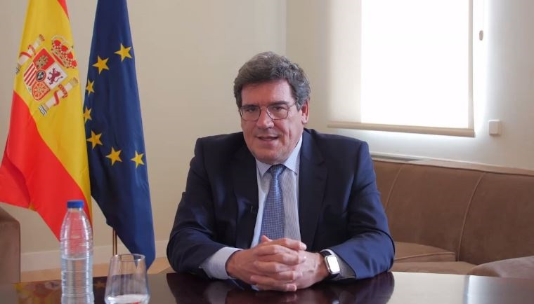 Archivo - El ministro de Inclusión, Seguridad Social y Migraciones, José Luis Escrivá, este jueves