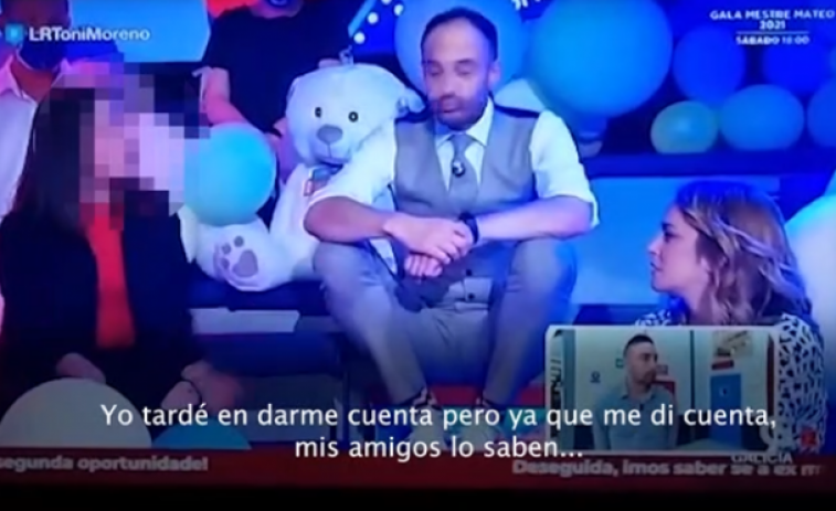 Un programa de la televisión gallega intenta que una chica vuelva con un novio que le controlaba el móvil