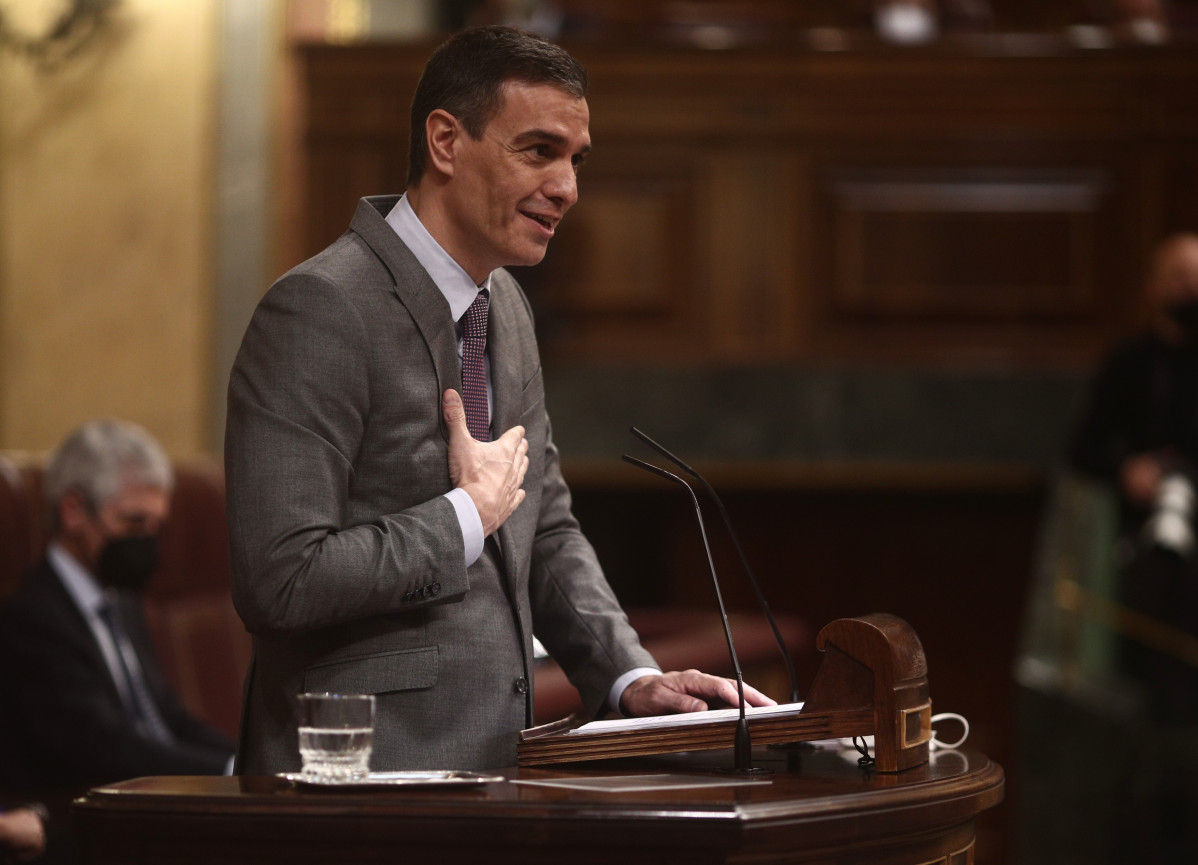 El presidente del Gobierno, Pedro Sánchez, interviene durante una sesión plenaria en el Congreso de los Diputados.