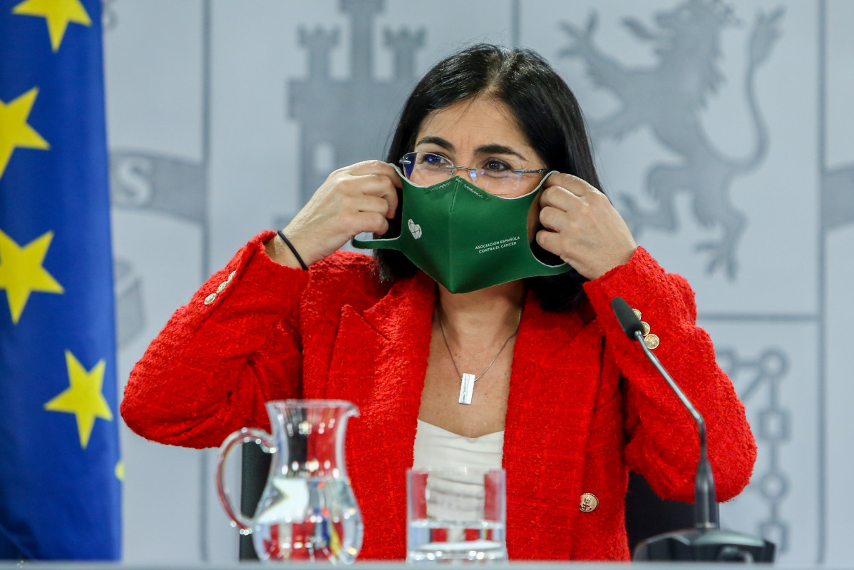 La ministra de Sanidad, Carolina Darias, durante una rueda de prensa tras la reunión del Consejo Interterritorial del Sistema Nacional de Salud, a 14 de abril de 2021, en Madrid (España).
