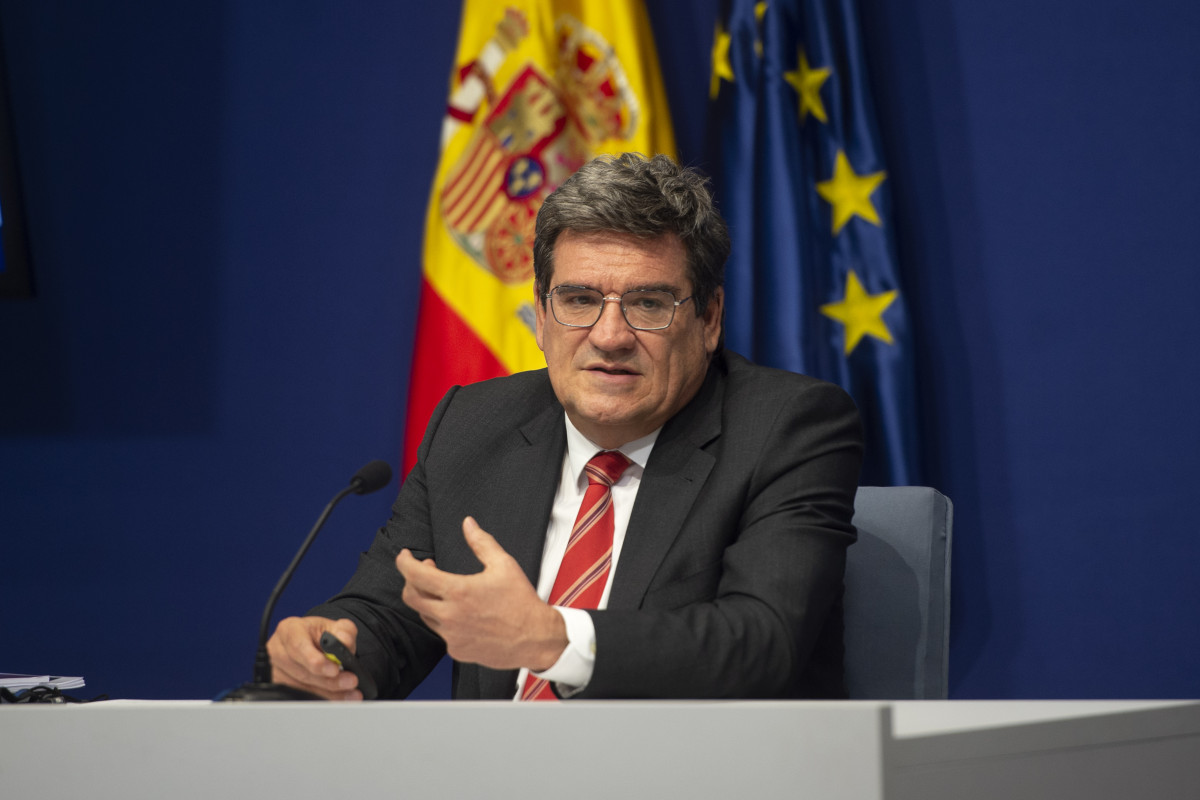 El ministro de Inclusión, Seguridad Social y Migraciones, José Luis Escrivá, durante una rueda de prensa donde ha presentado las medidas del Ministerio en el Plan de Recuperación, Transformación 