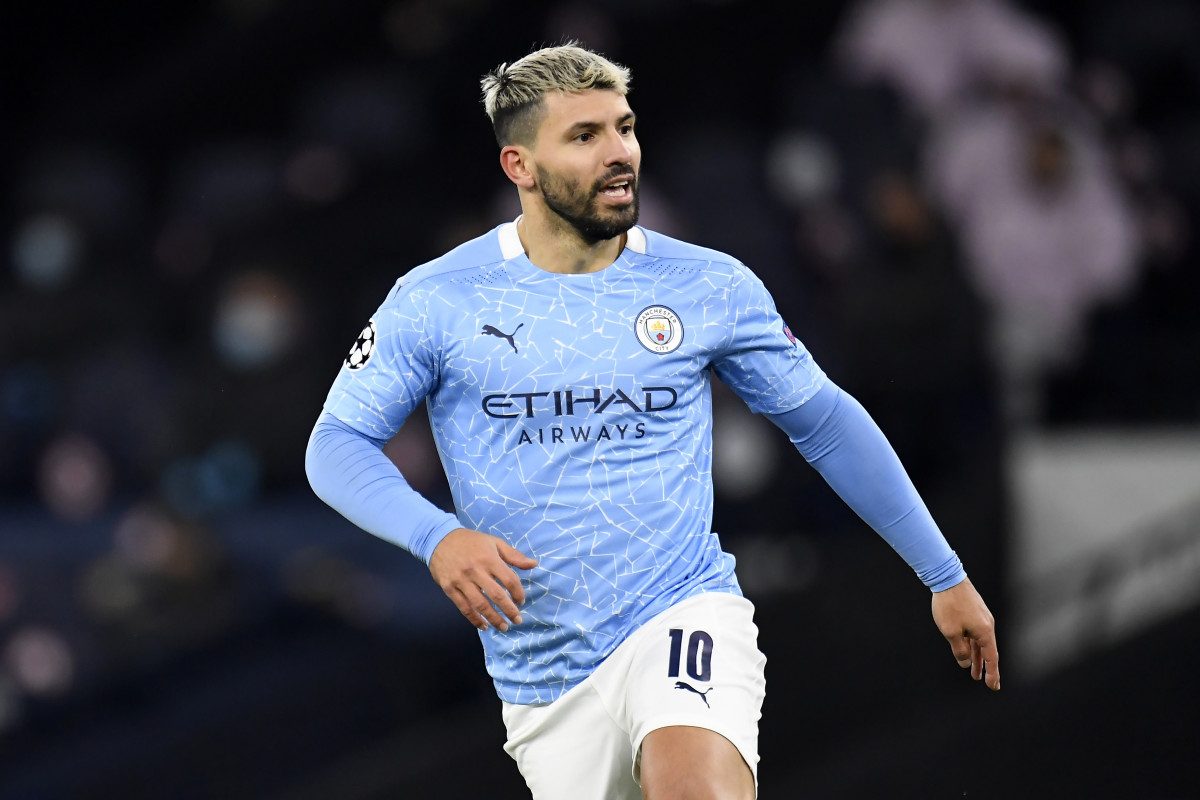 Archivo - Sergio Agüero durante un partido con el Manchester City