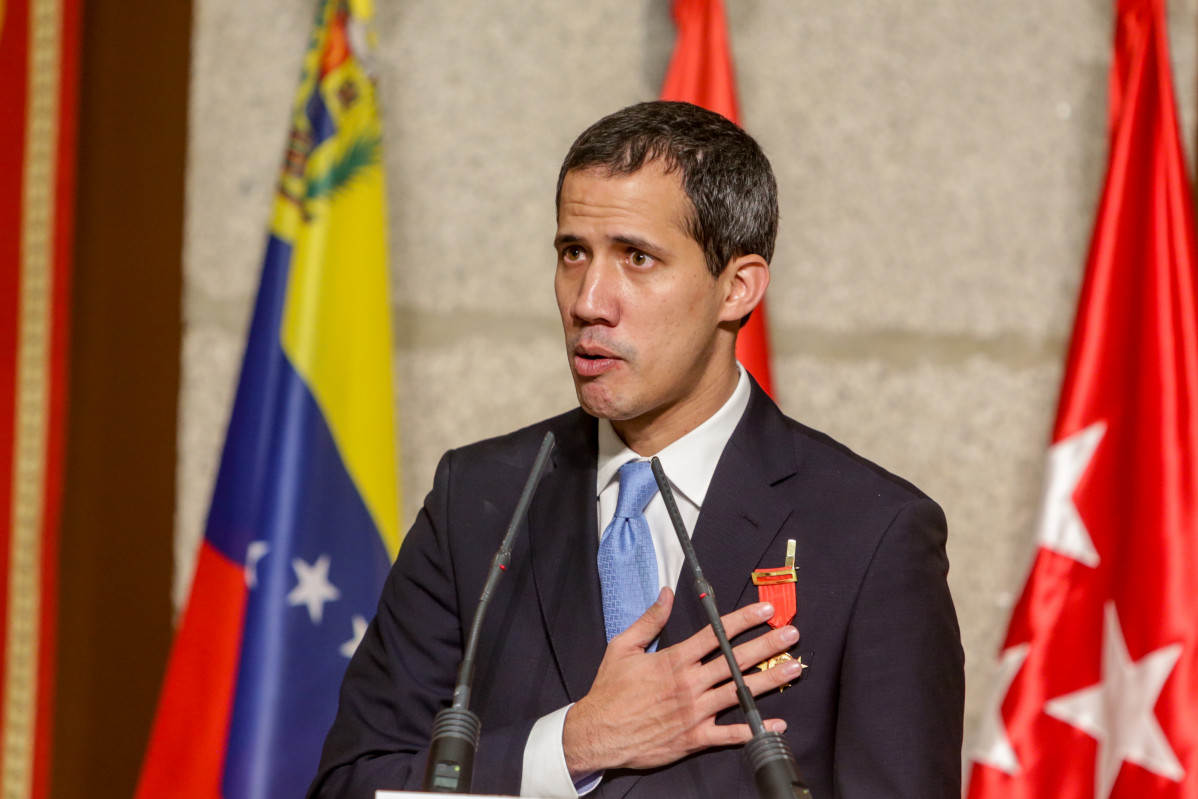 Archivo - El presidente de la Asamblea Nacional Venezolana, Juan Guaidó, en el acto de la Comunidad de Madrid donde recibe la Medalla Internacional de la Comunidad de Madrid, en Madrid a 25 de enero 