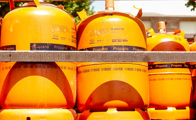 El precio del butano baja un 5% y pasará a costar 15,46 euros por bombona
