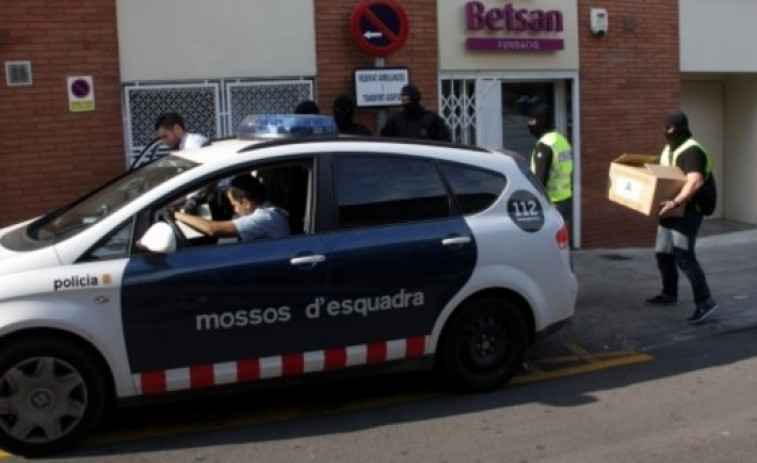 Nueve detenidos en una operación contra los Latin Kings en el área de Barcelona