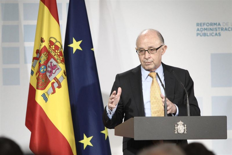 Hacienda remite una carta a las comunidades para que no se relajen en el cumplimiento del déficit