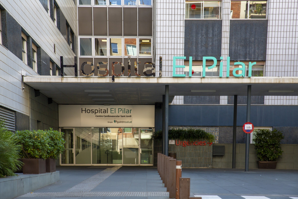 Archivo - Entrada del Hospital El Pilar