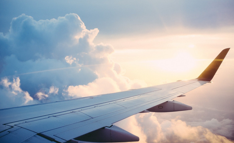 ¿Por qué los aviones han de volar a más de 10.000 metros de altitud?
