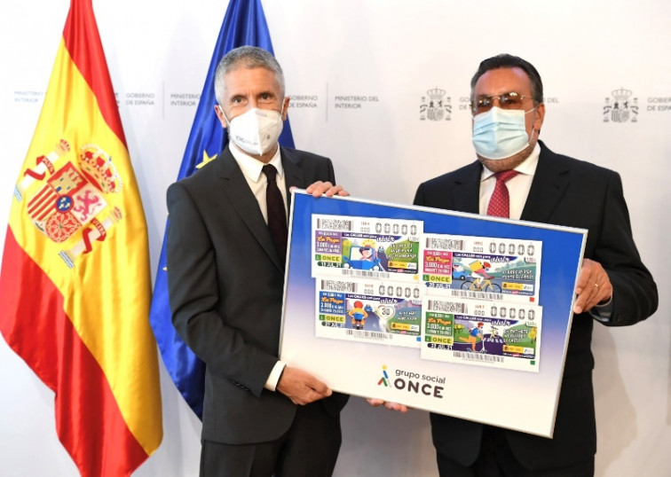 La ONCE y la DGT se alían con la campaña ​