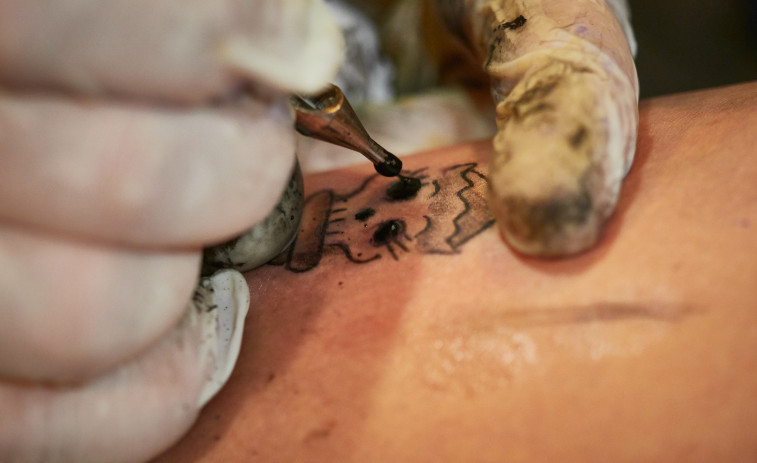Los médicos advierten que los tatuajes son perjudiciales para la detección precoz de melanomas y otros cánceres de piel