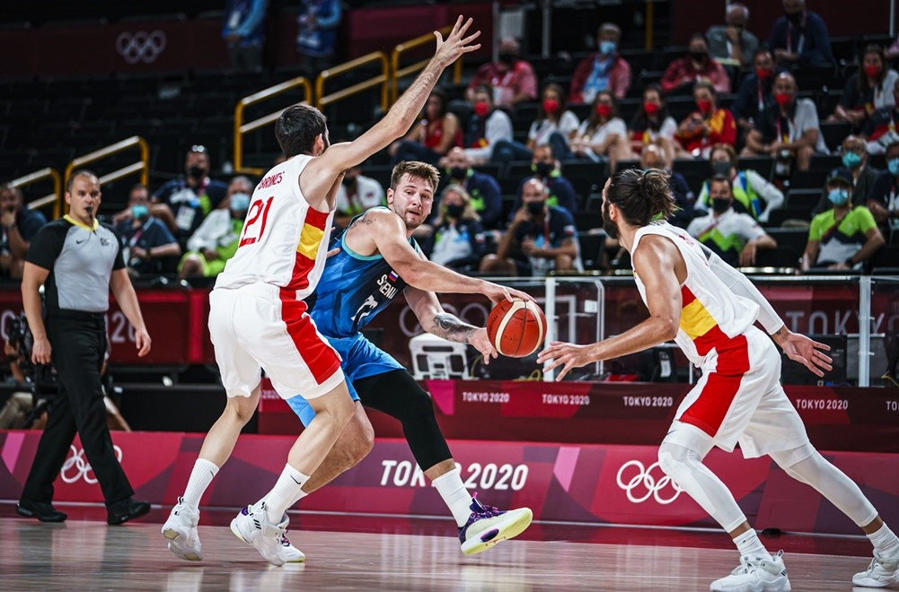 Doncic en el España - Eslovenia