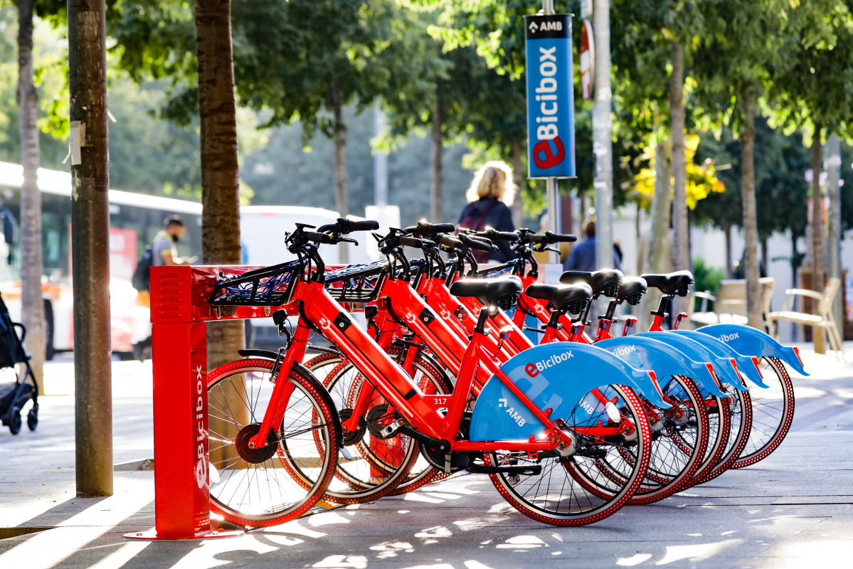 Archivo - Bicicletas eléctricas en Barcelona