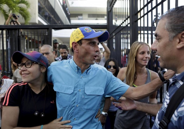 Capriles asegura que el número de escaños de la oposición venezolana 