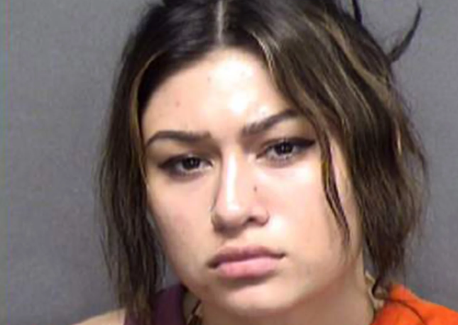 Dos adolescentes encuentran un cadáver, le roban un collar y publican el vídeo en Snapchat