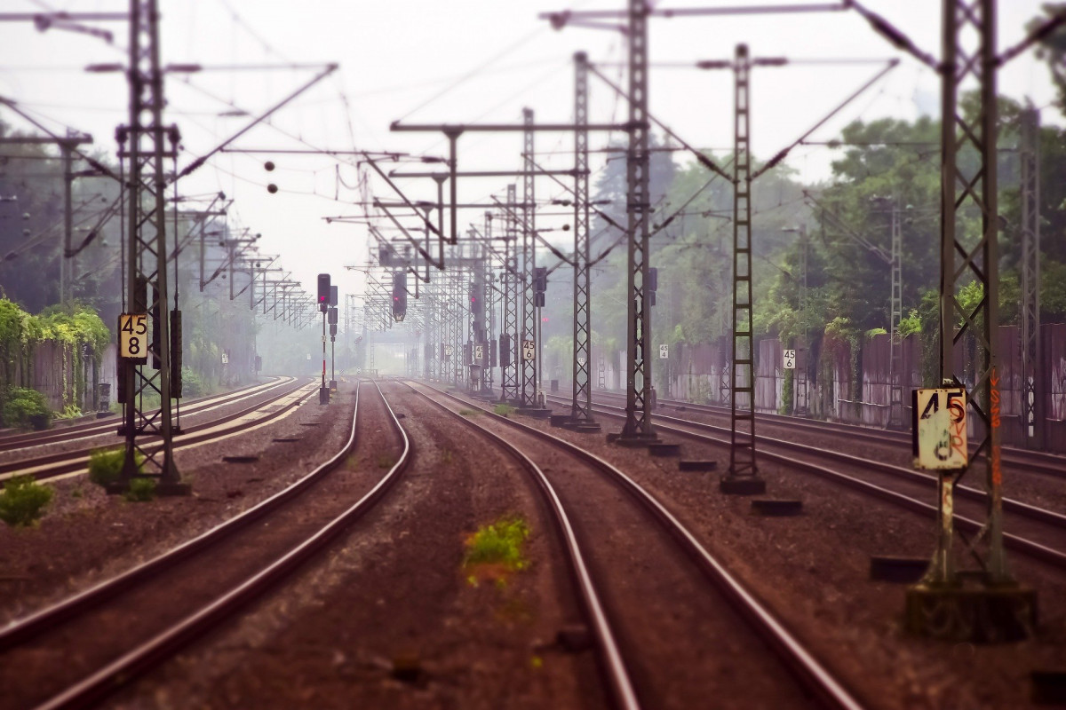 Railway tracks 3455169 1920