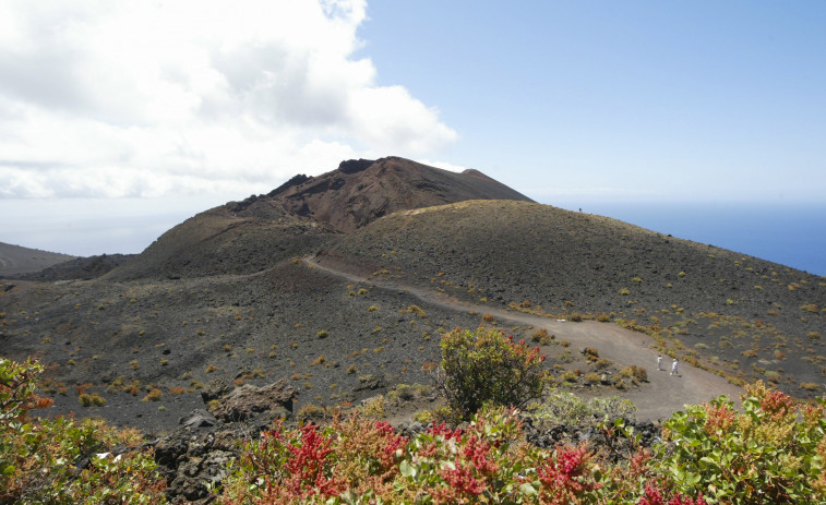Cumbre Vieja, el volcán que puso en peligro la vida de los palmeros hace un año