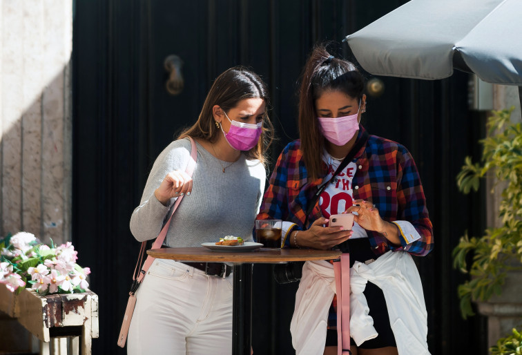 ¿Desaparecerán de nuestras vidas las mascarillas en 2022?