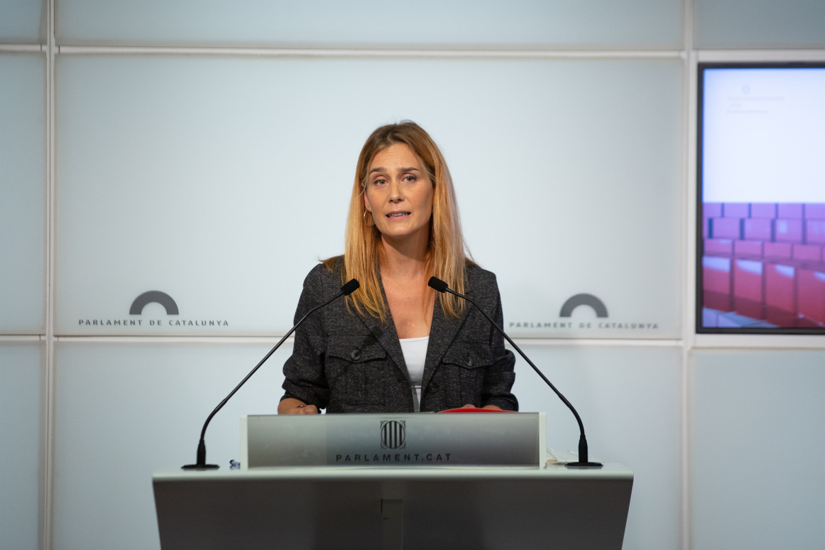 La líder de los comuns en el Parlament, Jéssica Albiach, en rueda de prensa en el Parlament tras la intervención del presidente del Govern, Pere Aragonès, en el Debate de Política General.