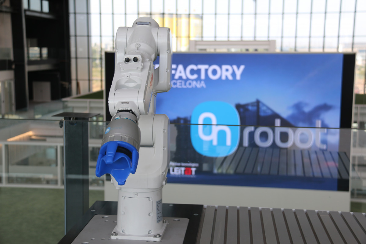 FotoOnRobotDFactory