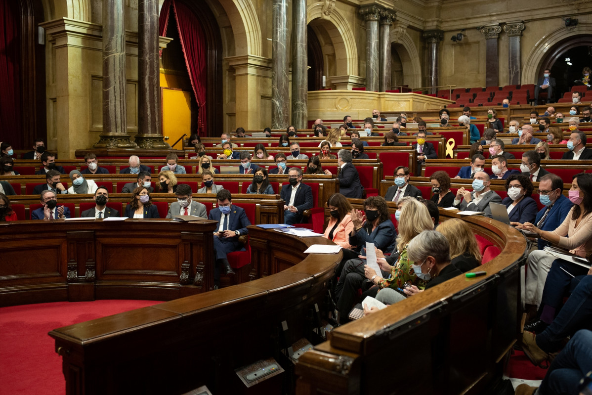 Vista general del hemiciclo del Parlament.