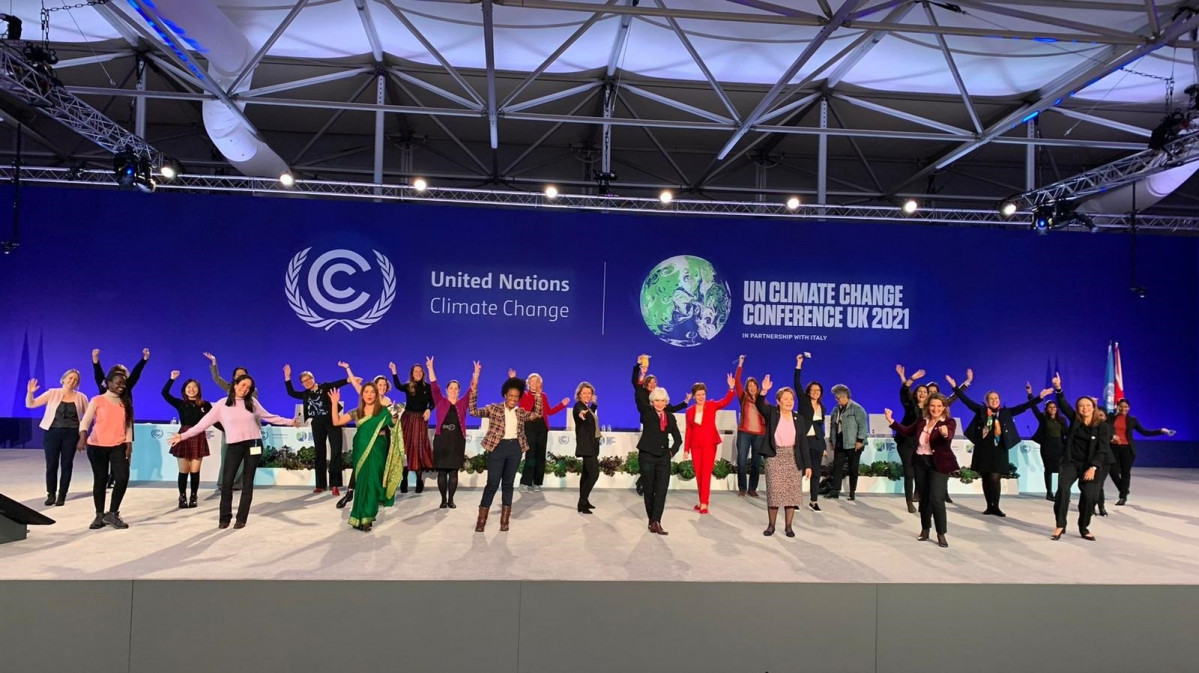 La ministra para la Transición Ecológica y Reto Demográfico, Teresa Ribera, y la embajadora de clima de Francia en la COP21, Laurence Tubiana, impulsan una declaración de 30 mujeres que reclaman m