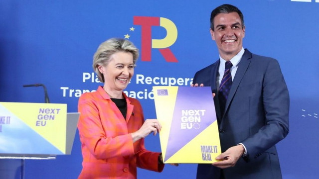 Ursulavonderleyenpresidentadelacomisioneuropeajuntoapedrosanchezpresidentedelgobie 15 1000x564