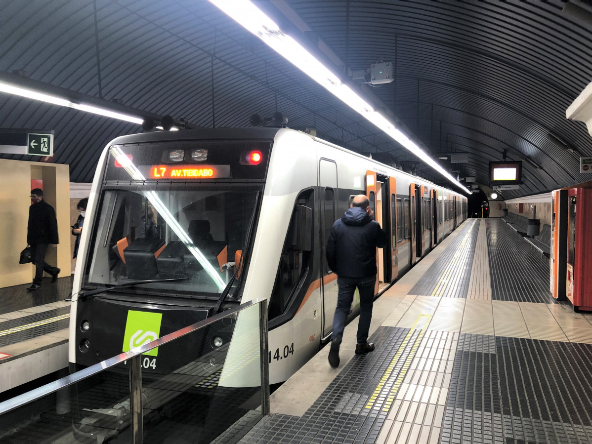 EuropaPress 4115640 tren fgc estacion av tibidabo barcelona