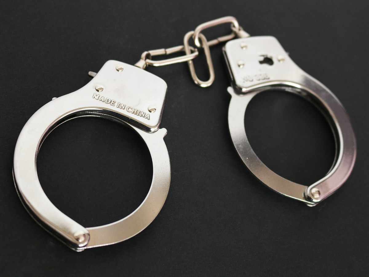 Handcuffs g0ff59e818 1920
