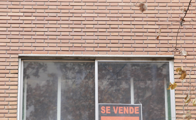 La compraventa de viviendas roza las 350.000 transacciones hasta junio, un 6,5% más que en 2023