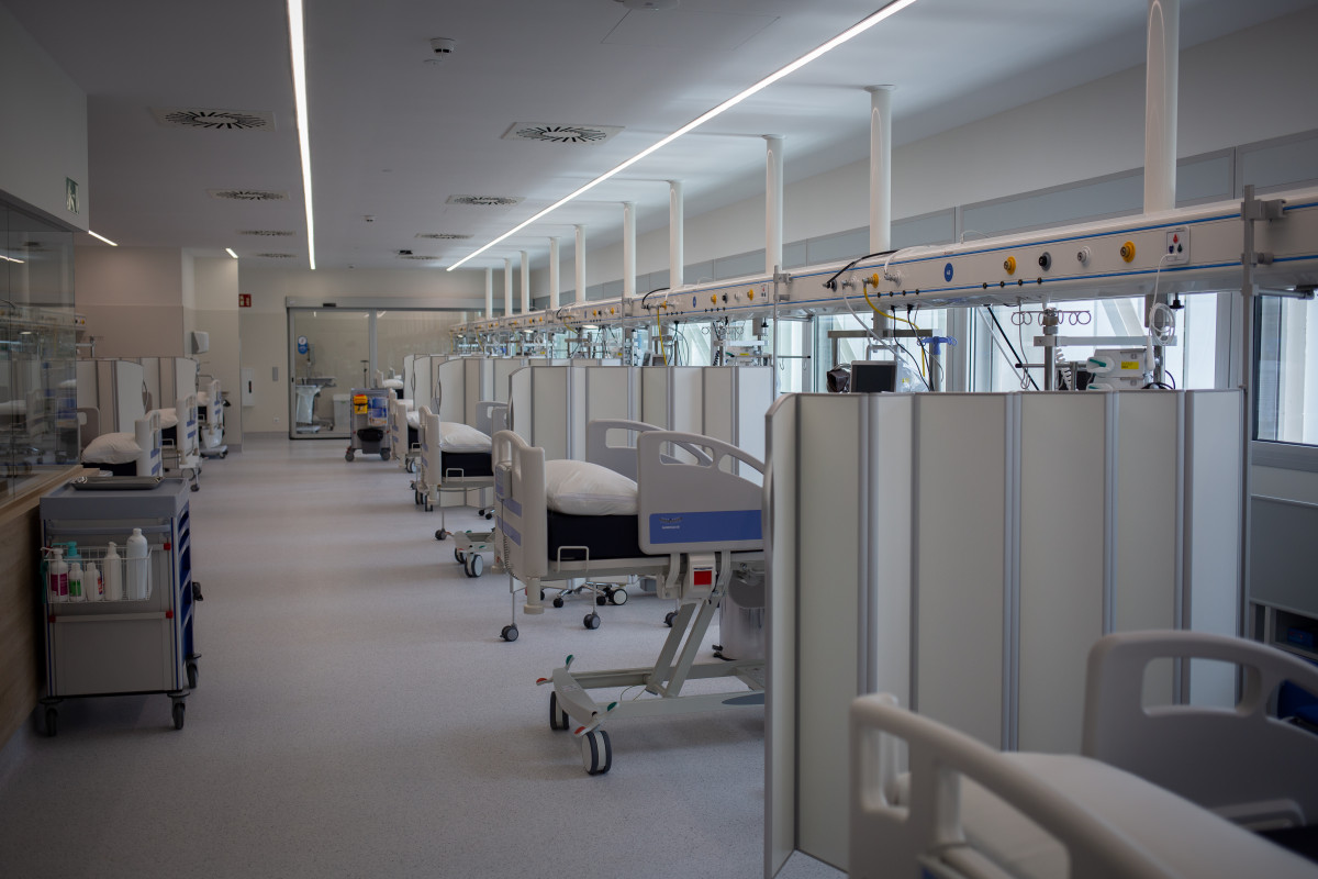 Archivo - El nuevo espacio polivalente del Hospital Moisès Broggi, a 20 de abril de 2021, en Sant Joan Despí, Barcelona