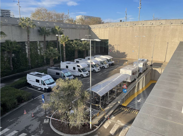 Trabajadores de Aigües de Barcelona vuelven a confinarse en las instalaciones para garantizar el servicio del agua