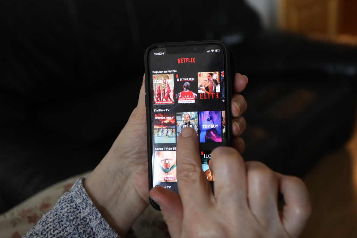 EuropaPress 2889138 persona hace uso plataforma streaming netflix obtenido beneficio 709