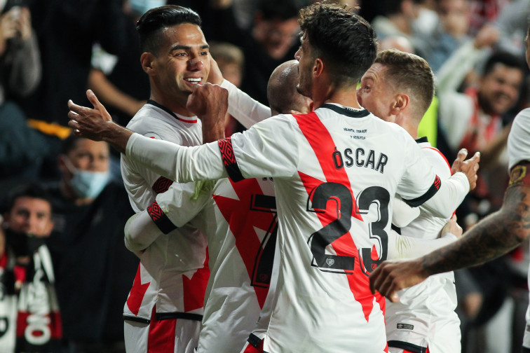 El Barça tratará de amarrar la Champions contra el Rayo (21:00h)