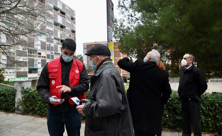 TMB pone en marcha el nuevo bus a demanda en Montbau y la Vall d'Hebron